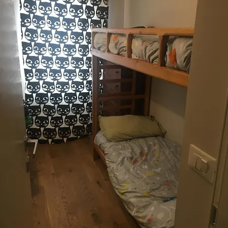 Cozy With Private Garden, 2 Bedrooms Apartment Oulx